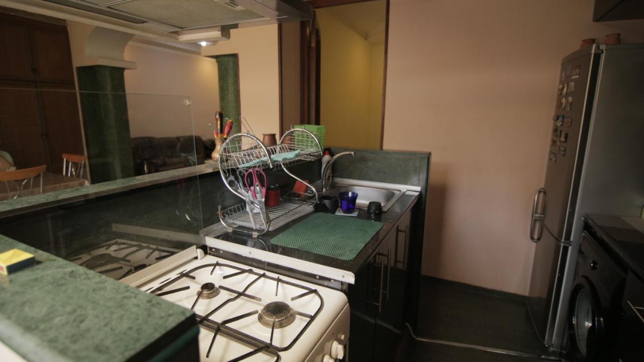 Apartment On Sanapiro Tbilisi Ngoại thất bức ảnh
